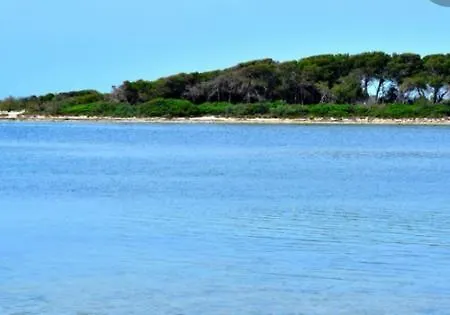 Stanza Uno G. G Conte